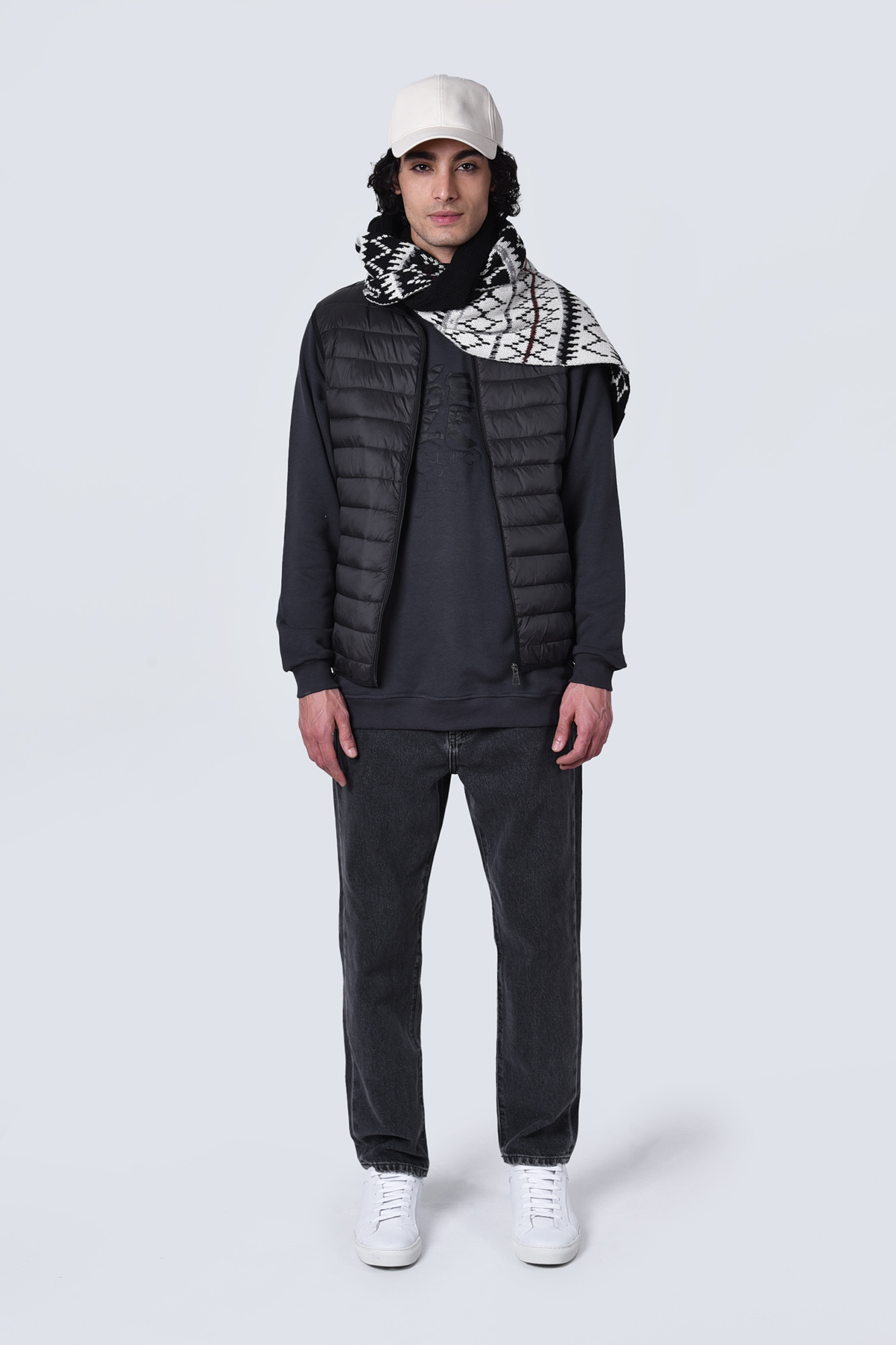 تیشرت آستین بلند چاپی گلدوزی