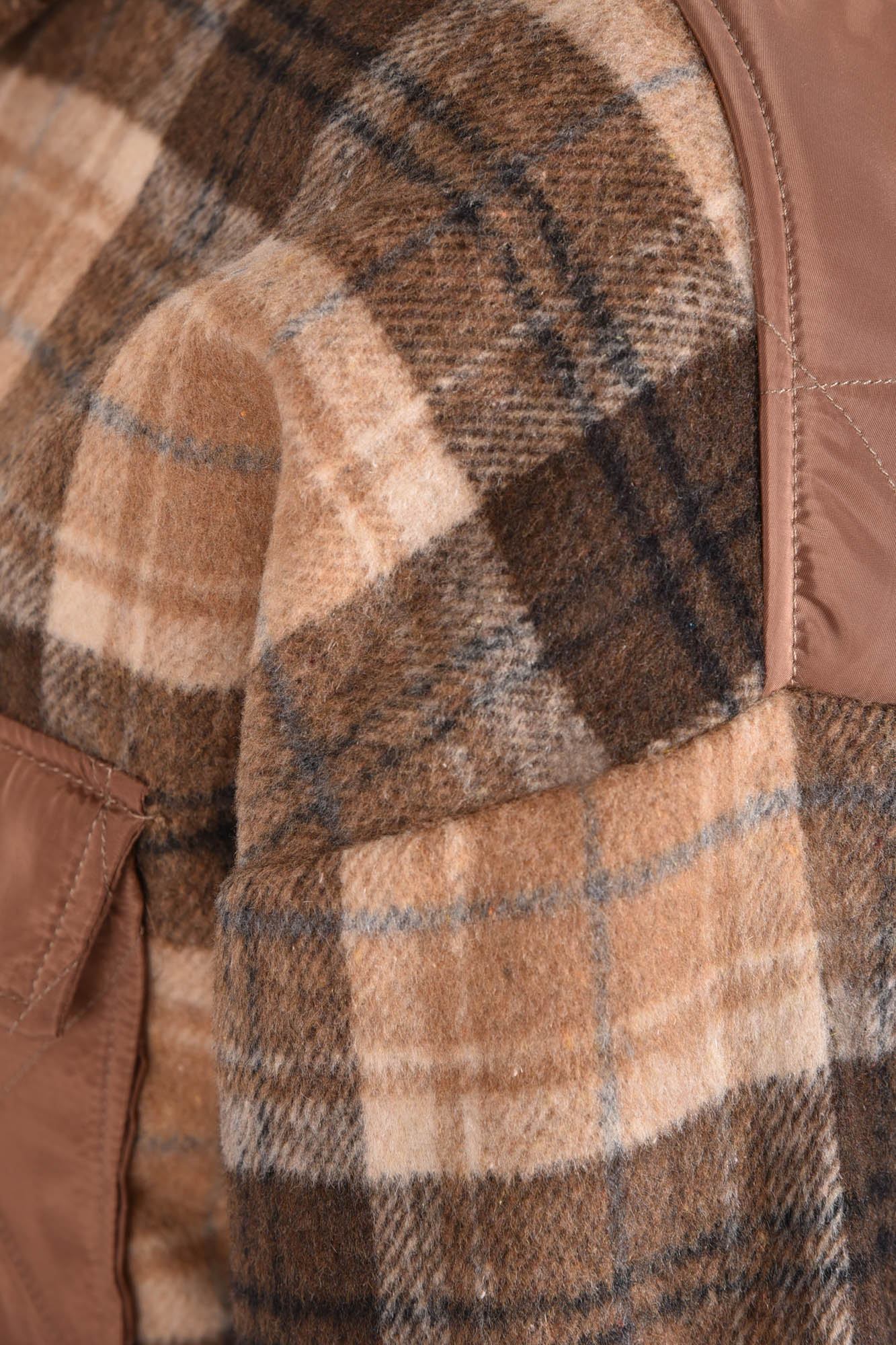 اورشرت پشمی با جیب پافر