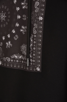 هودی چاپ و گلدوزی دار