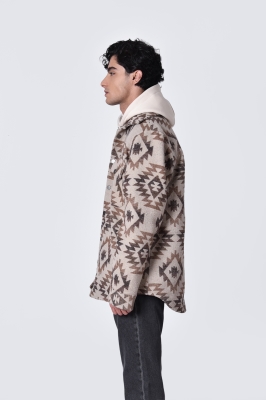 کاپشن طرحدار پشمی