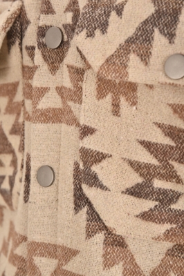 کاپشن طرحدار پشمی