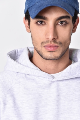 هودی آستین رگلان