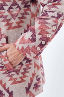 پالتو طرحدار با مغذی چرم