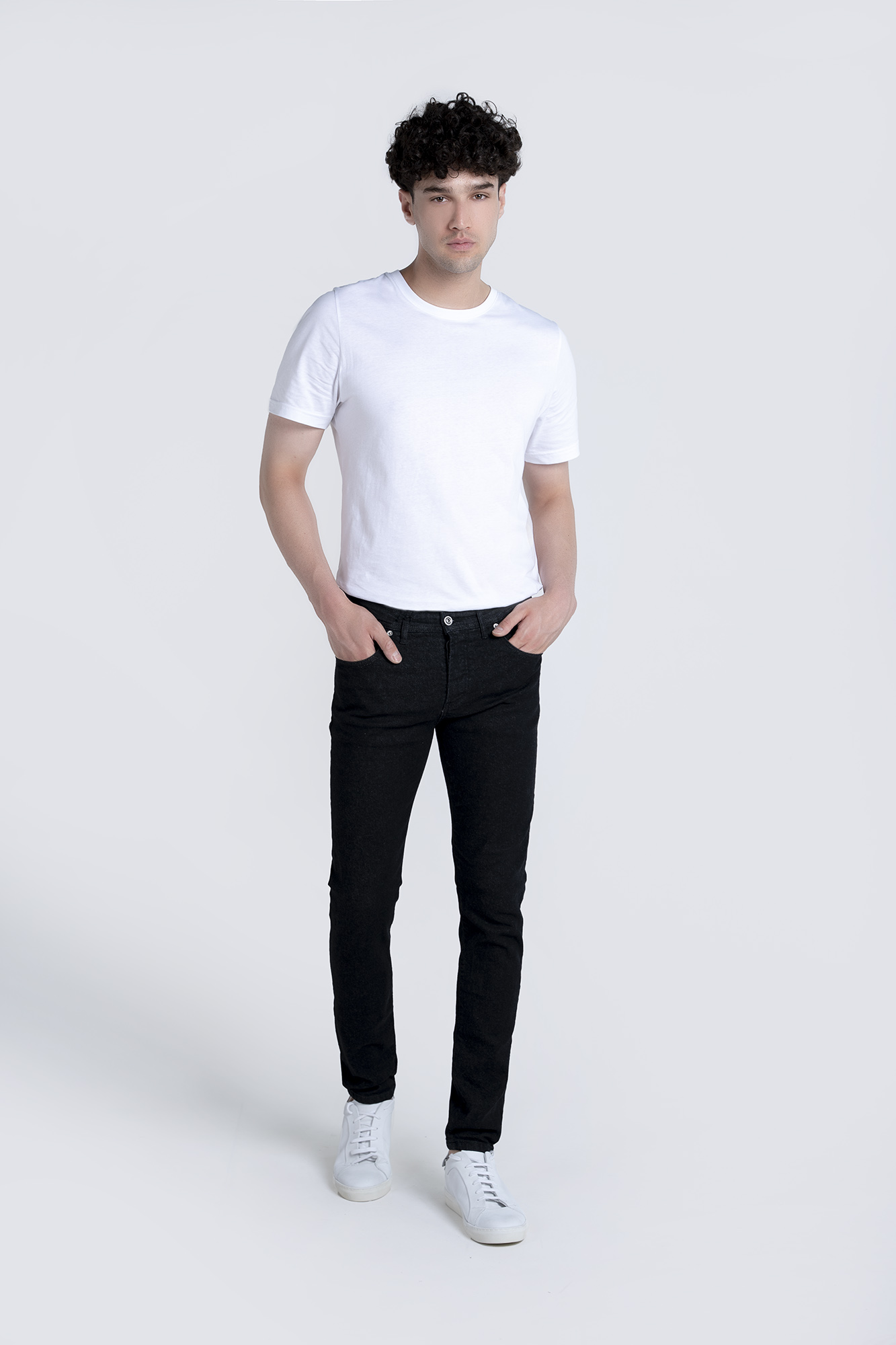 شلوار جین اسلیم