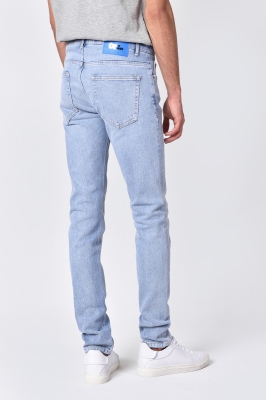 شلوار جین اسلیم