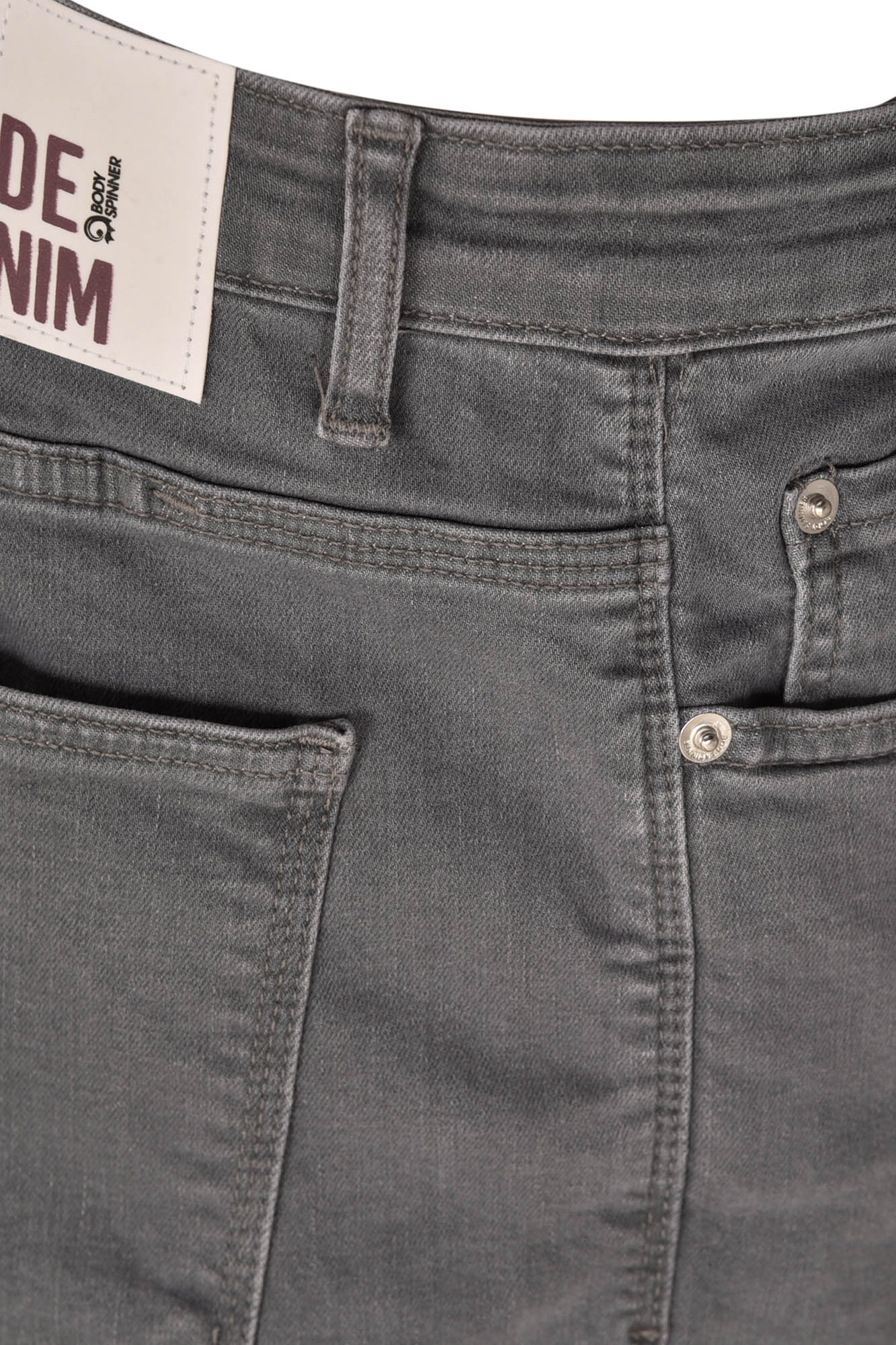 شلوار جین اسلیم