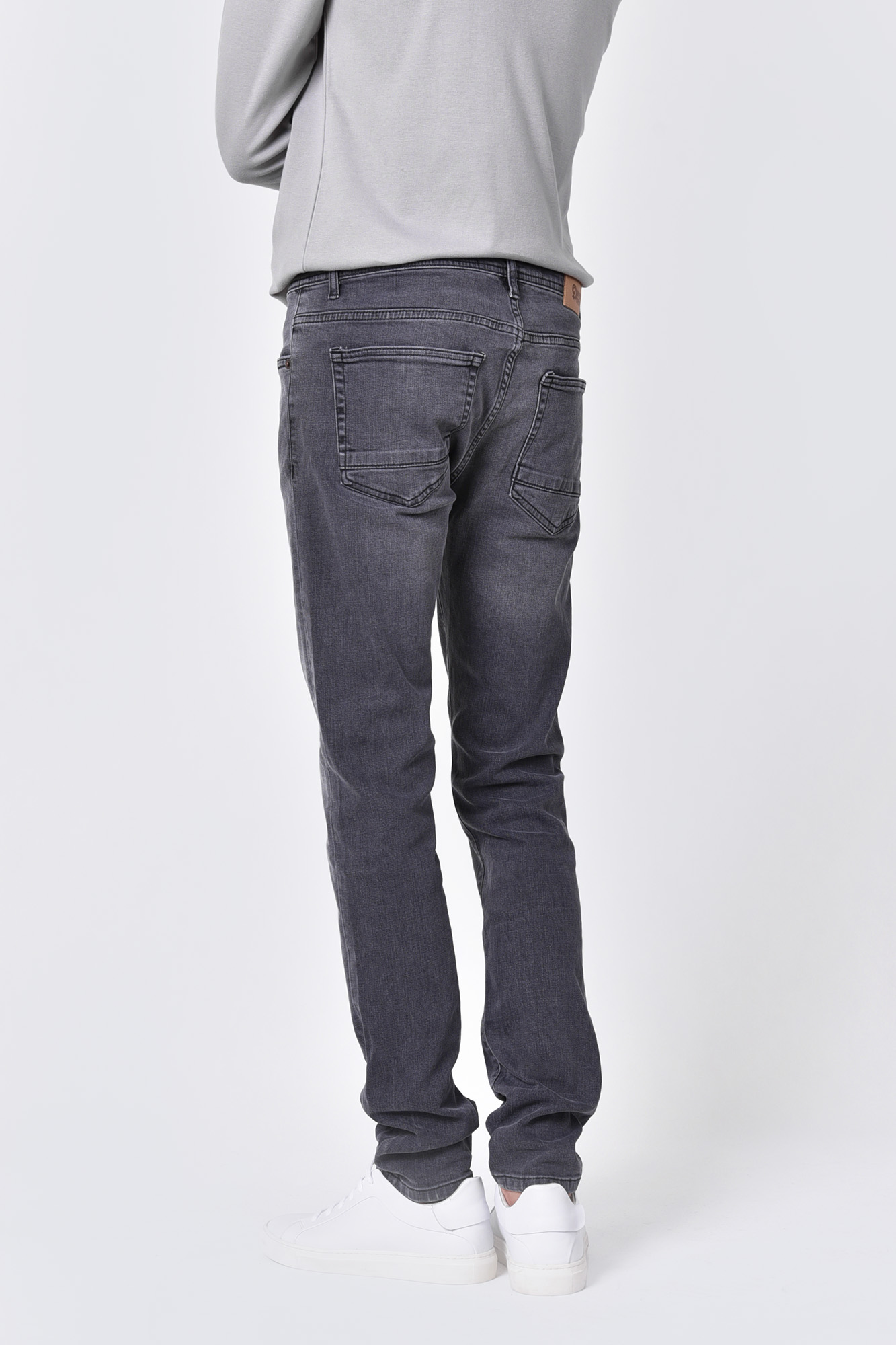 شلوار جین اسلیم