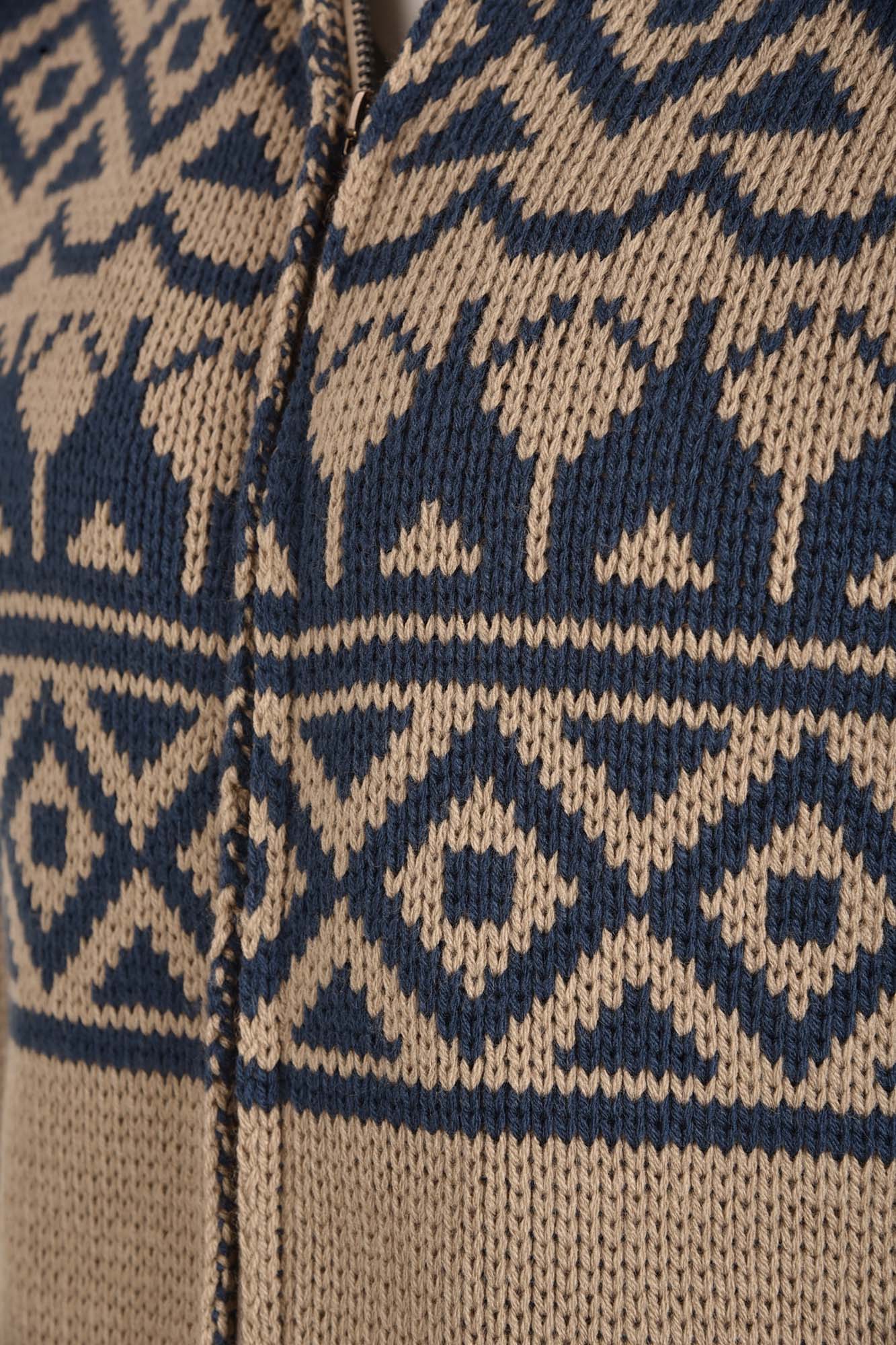 ژاکت ژاکارد طرحدار یقه اسکی