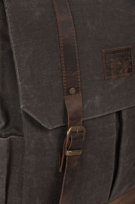 کوله پشتی برزنت جیب دار