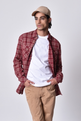 پیراهن پشمی چهارخانه