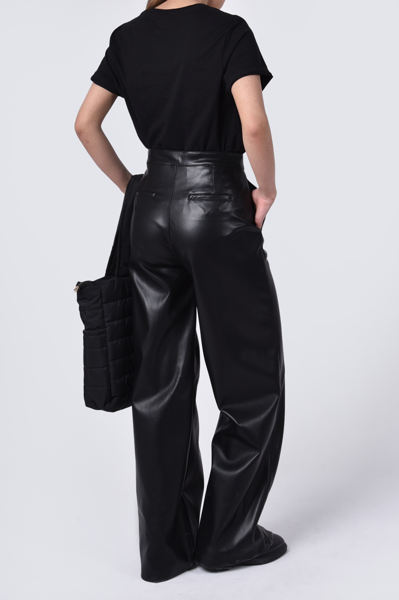 شلوار چرم واید