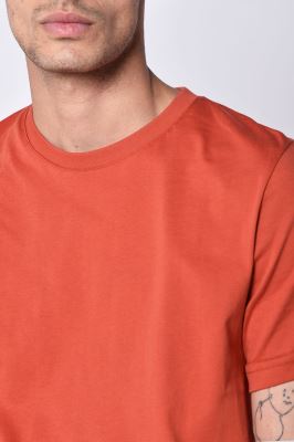 تیشرت آستین کوتاه یقه گرد بیسیک