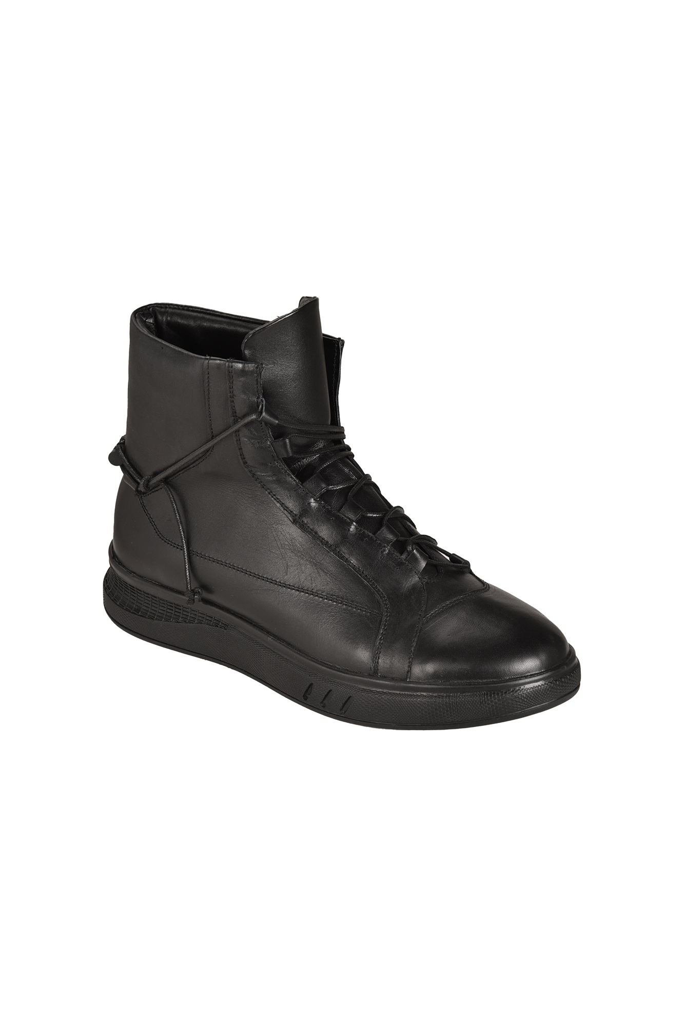 بوت نیم ساق بند دار