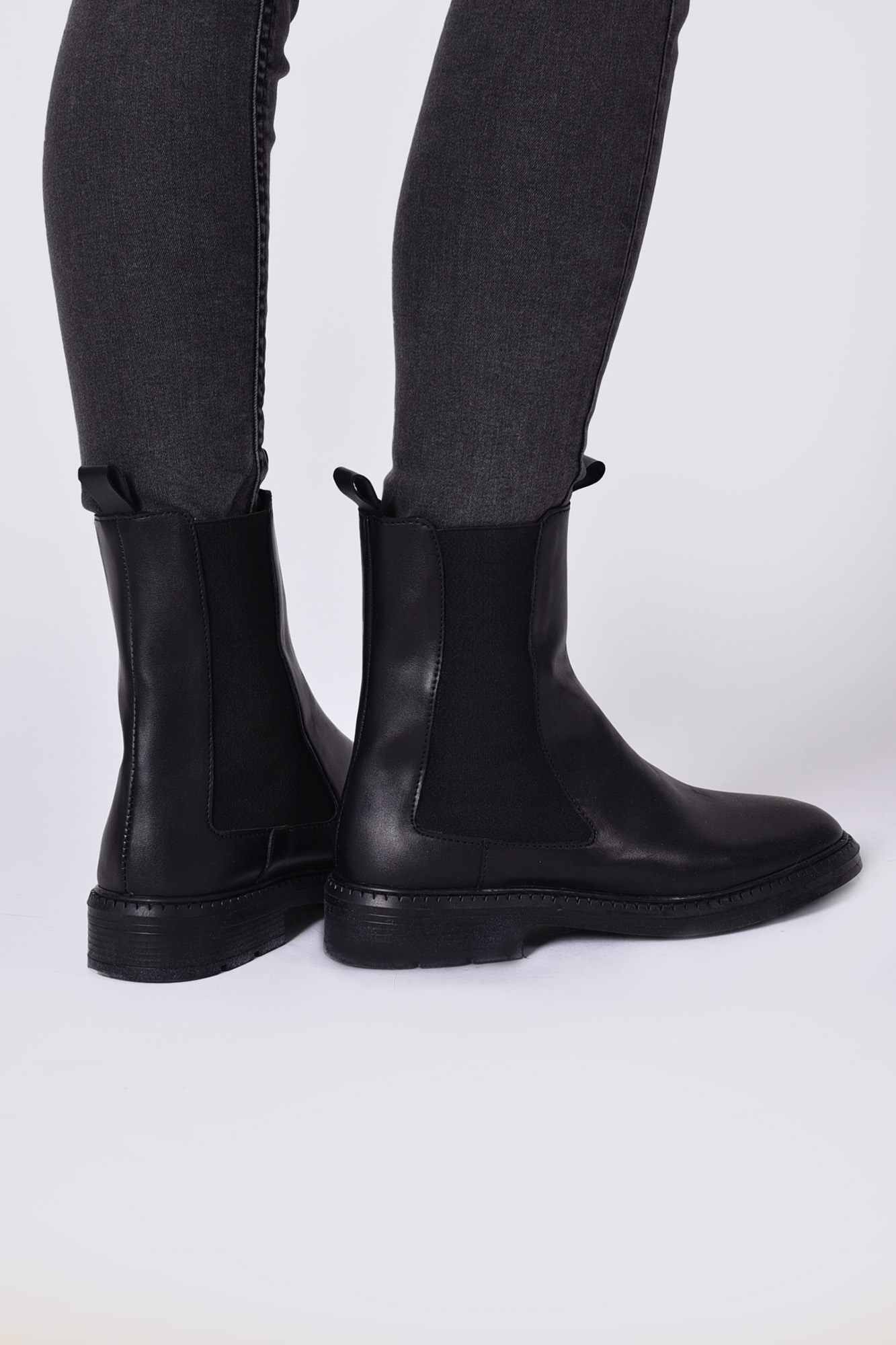 بوت چلسی چرم