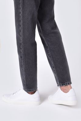 اسنیکرز چرم