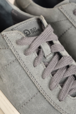 اسنیکرز جیر