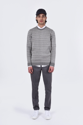 بافت ژاکارد یقه گرد