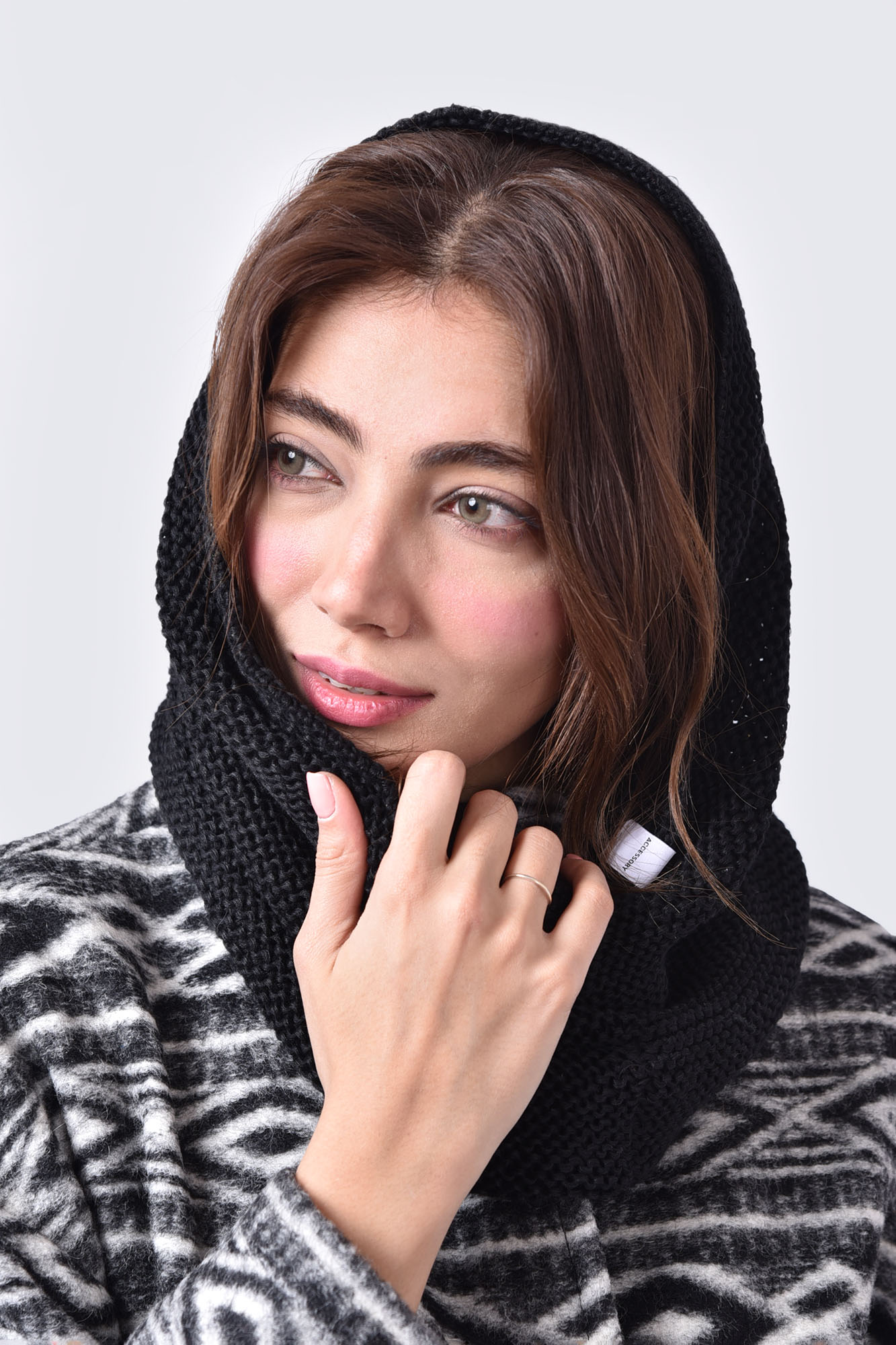 شال گردن رینگی بافت