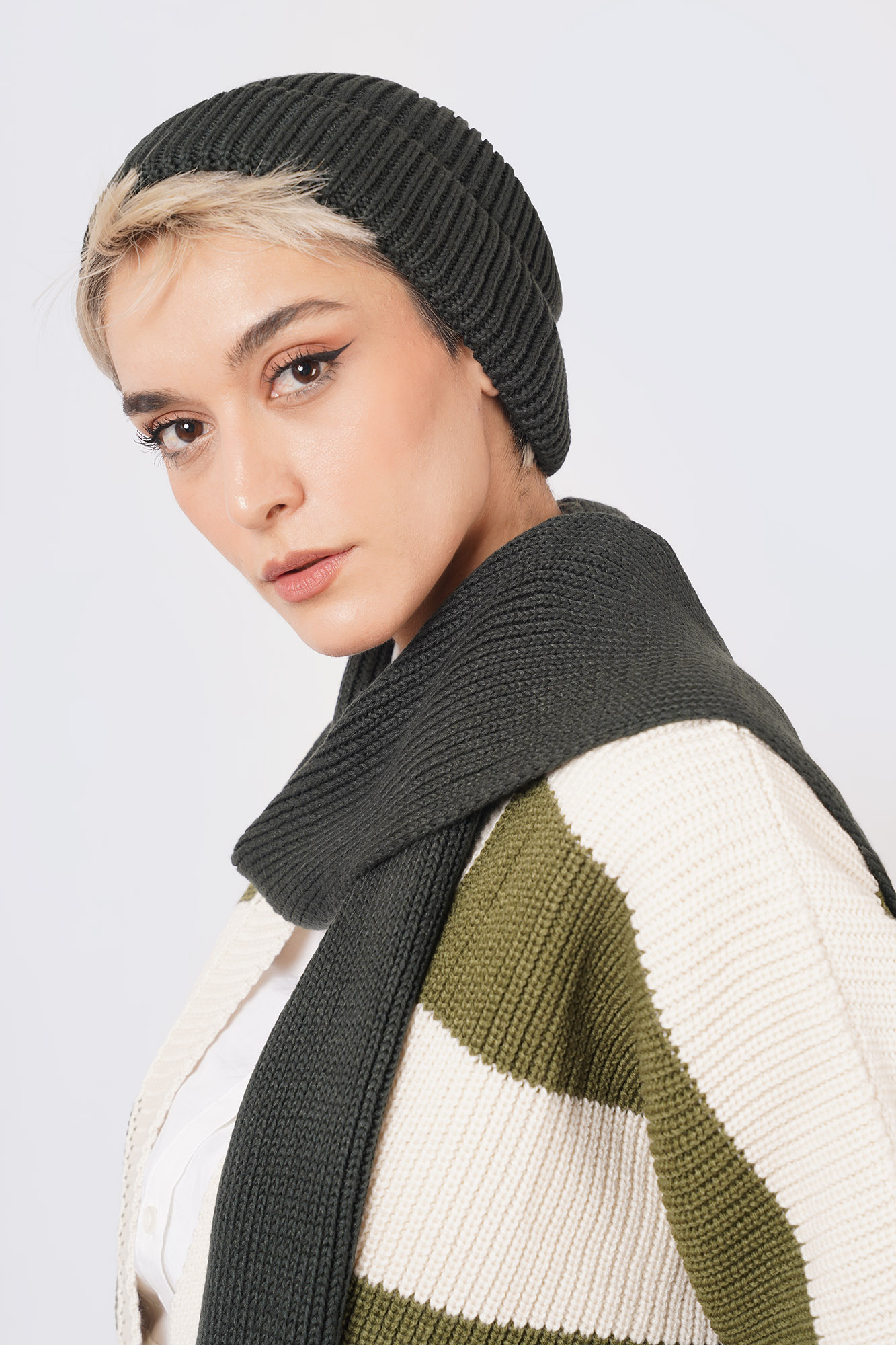 شال و کلاه بافت