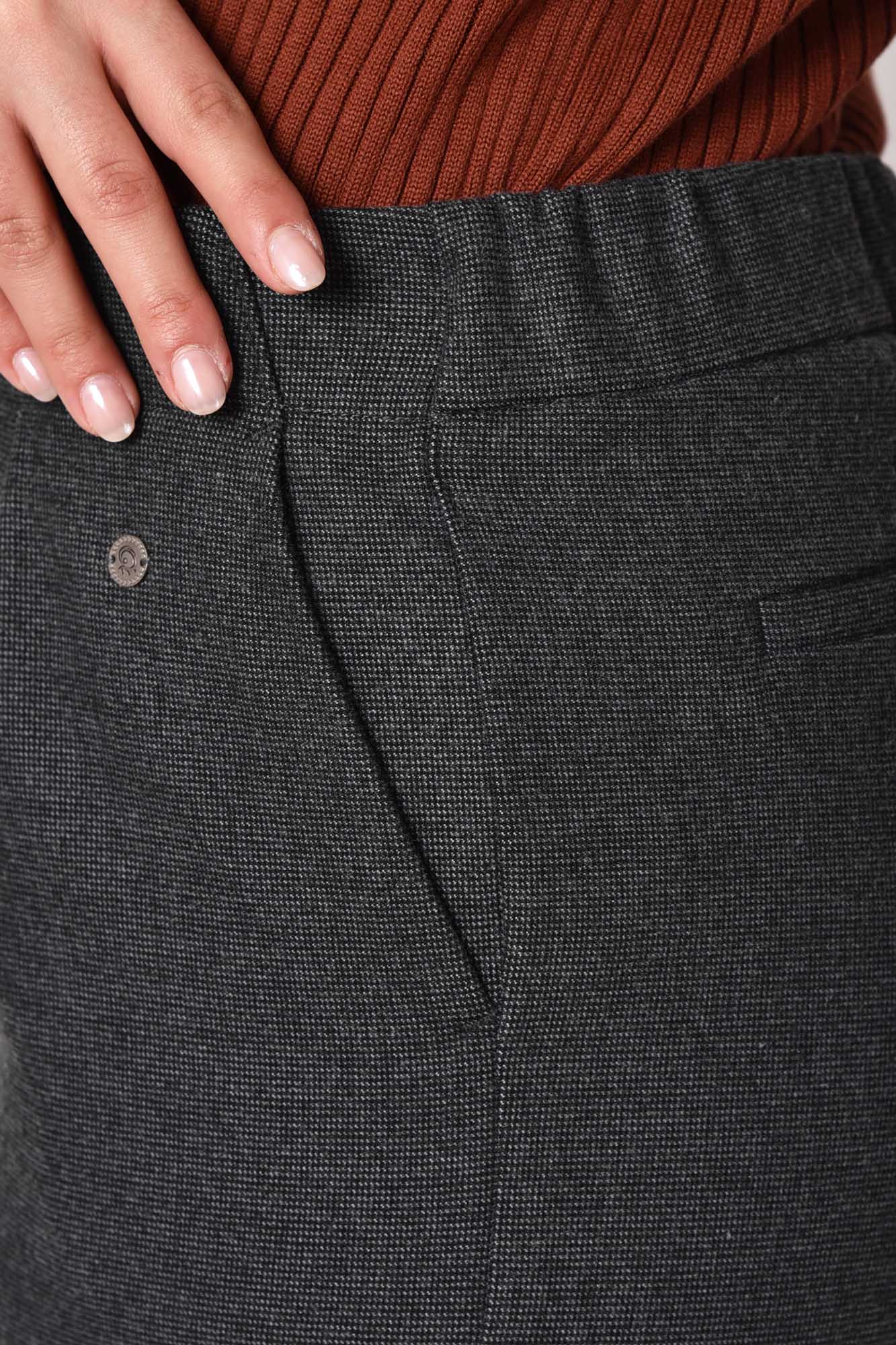 شلوار پشمی پیلی دار