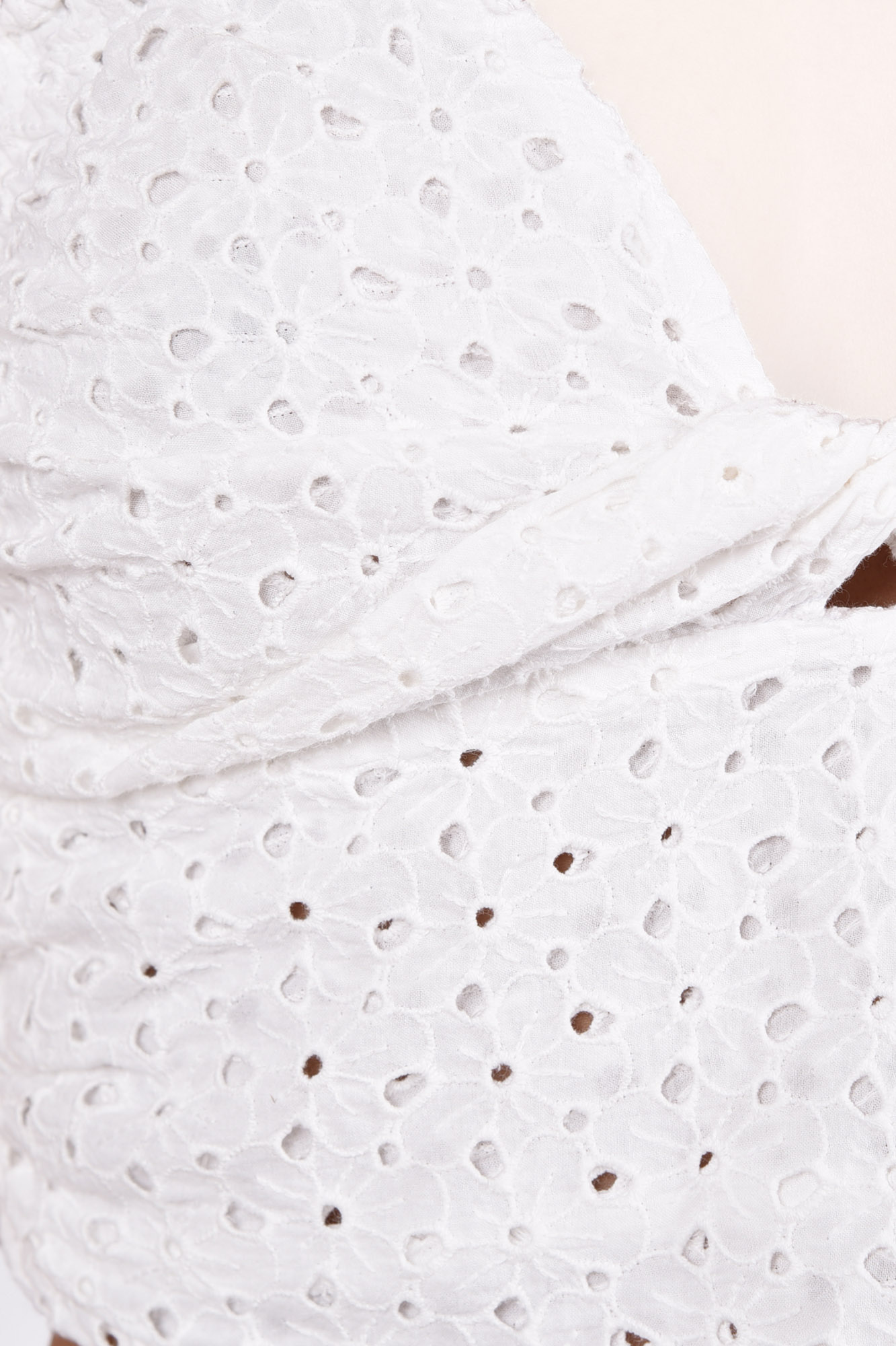 تاپ دکلته امبرودری