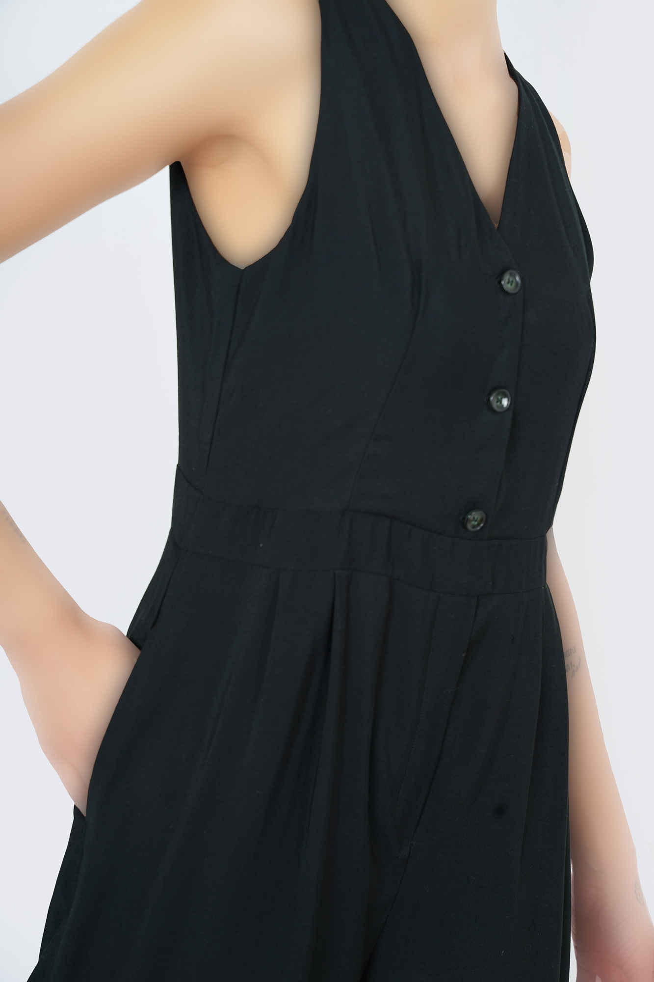 اورال یقه هفت دکمه دار