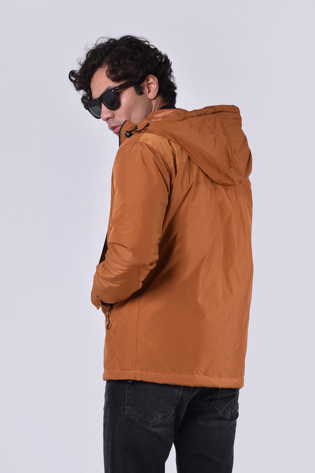 کاپشن کوتاه ساده مردانه