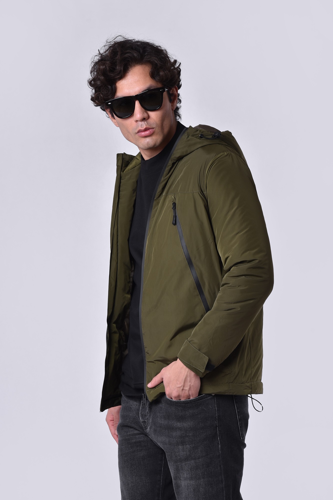 کاپشن کوتاه ساده مردانه