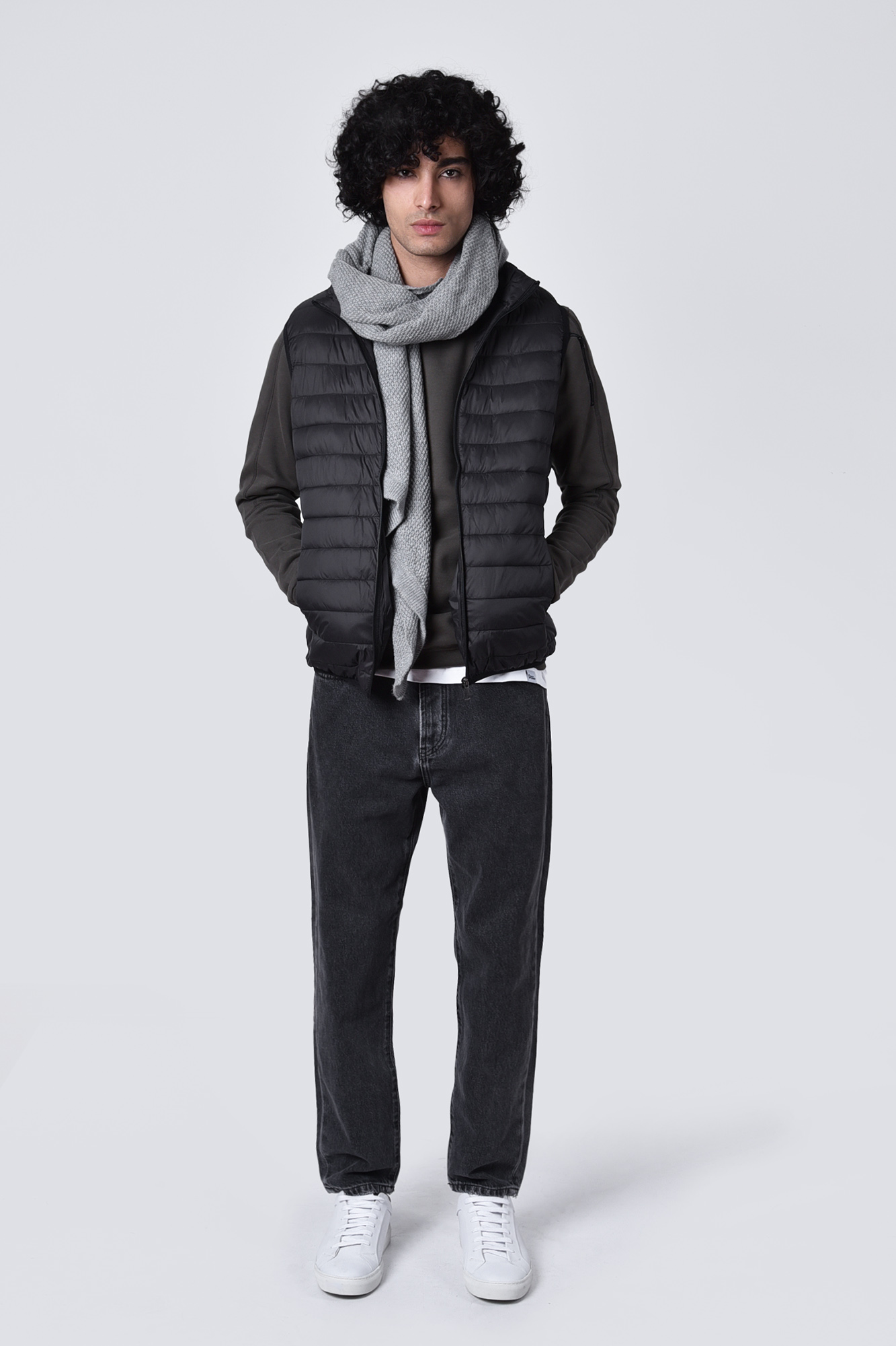 تیشرت آستین بلند آستین برش دار