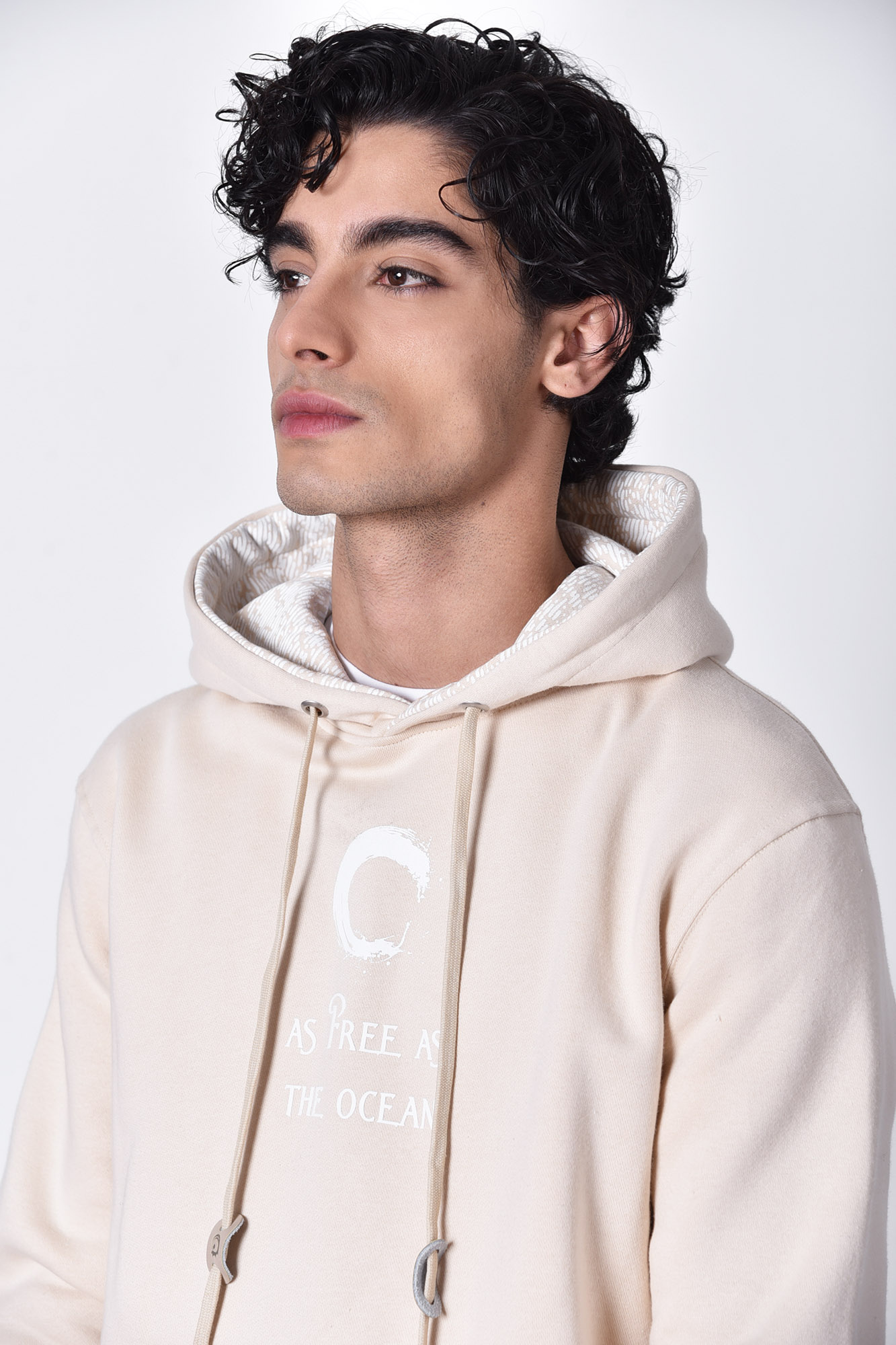 هودی چاپ دار