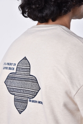 تیشرت آستین بلند چاپ دار