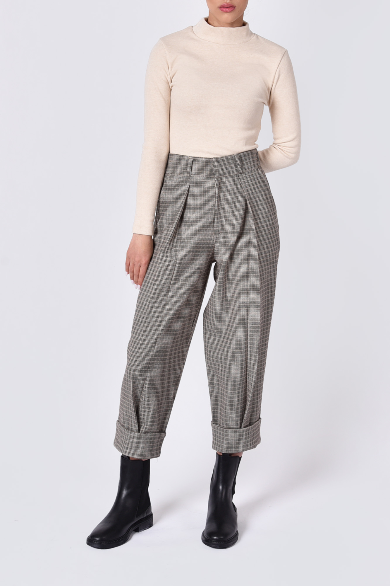 تیشرت آستین بلند اسلیم کراپ