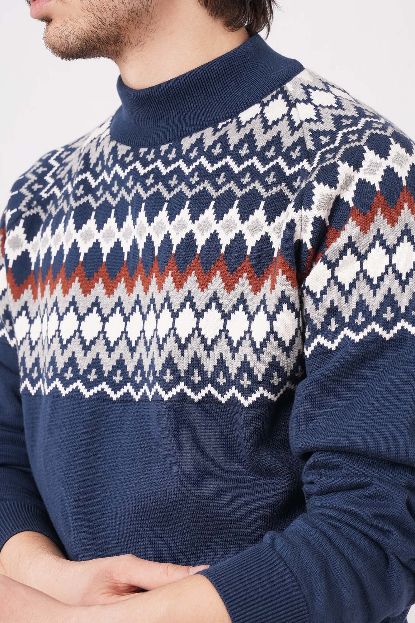 بافت یقه گرد طرحدار مردانه