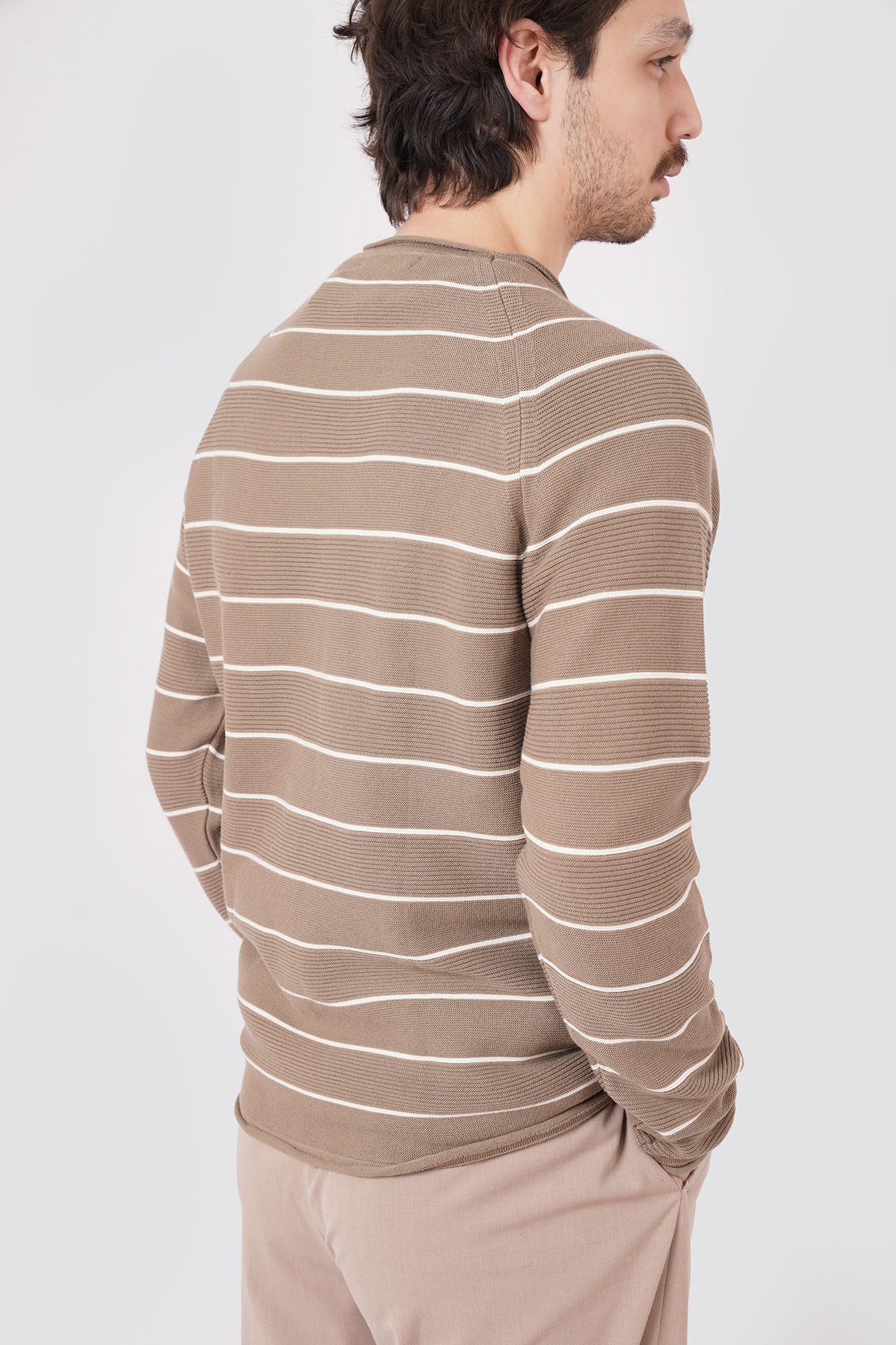 بافت یقه گرد رینگر