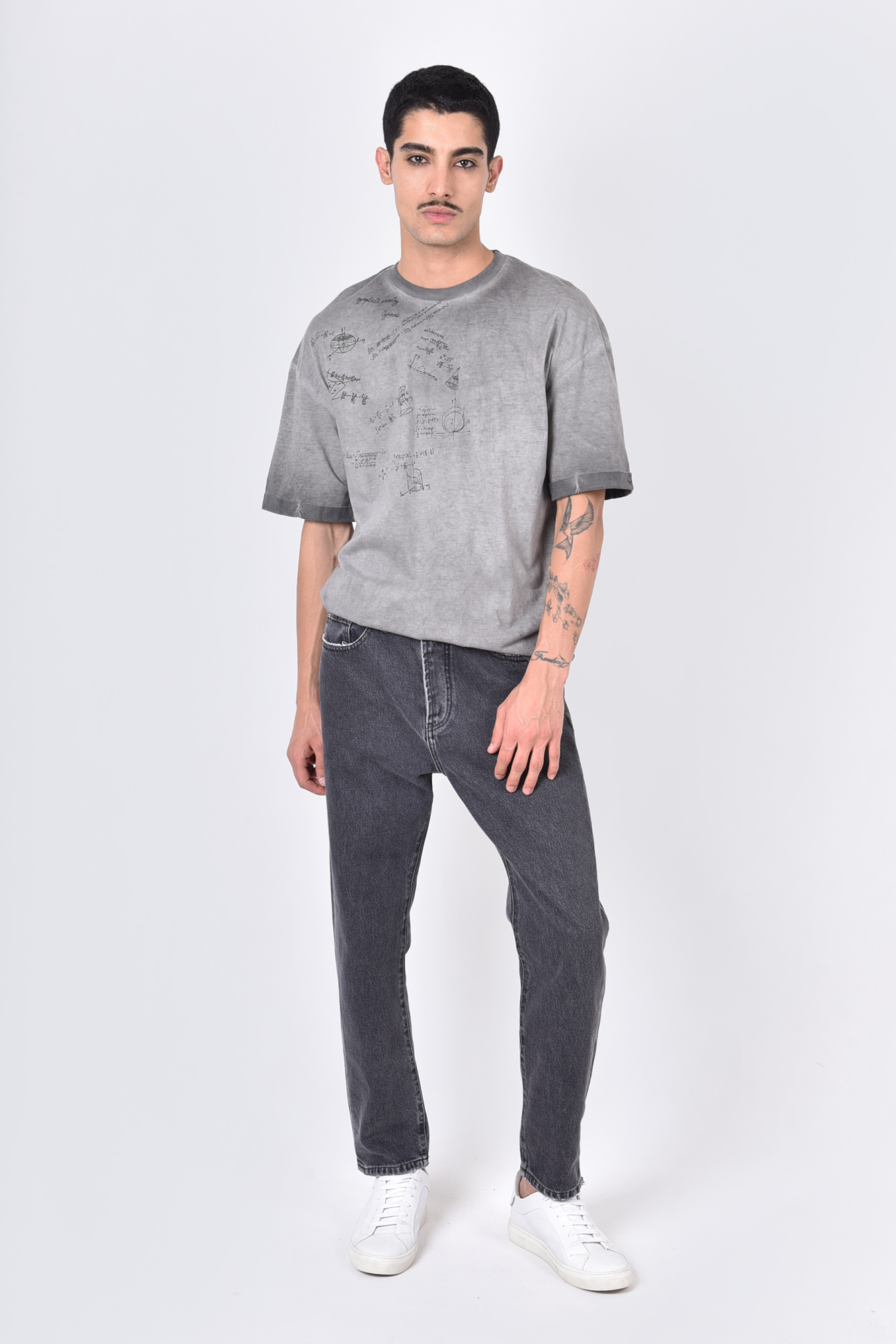 تیشرت آستین کوتاه چاپی