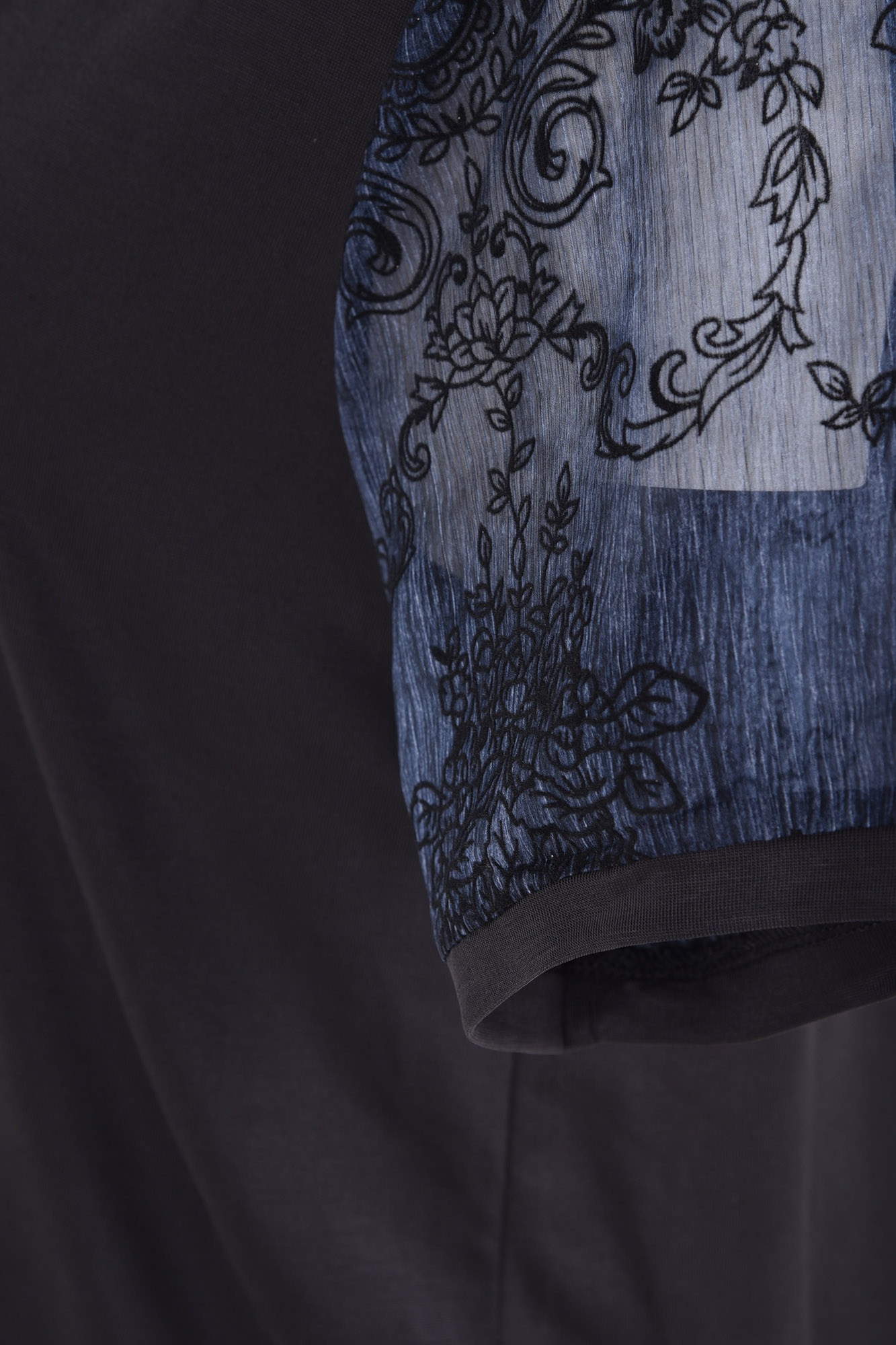 تیشرت آستین ارگانزا