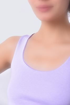 تاپ تیشرتی کراپ ساده زنانه