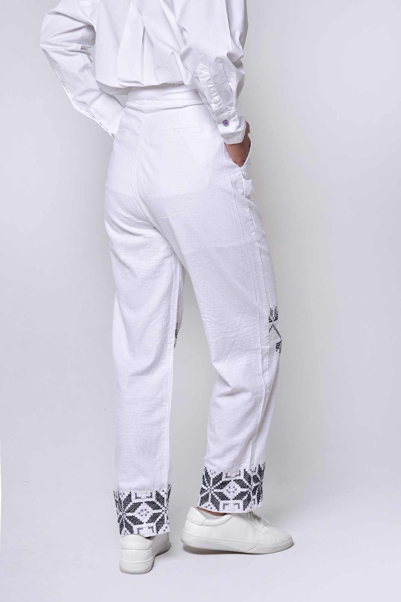 شلوار لینن گلدوزی دار