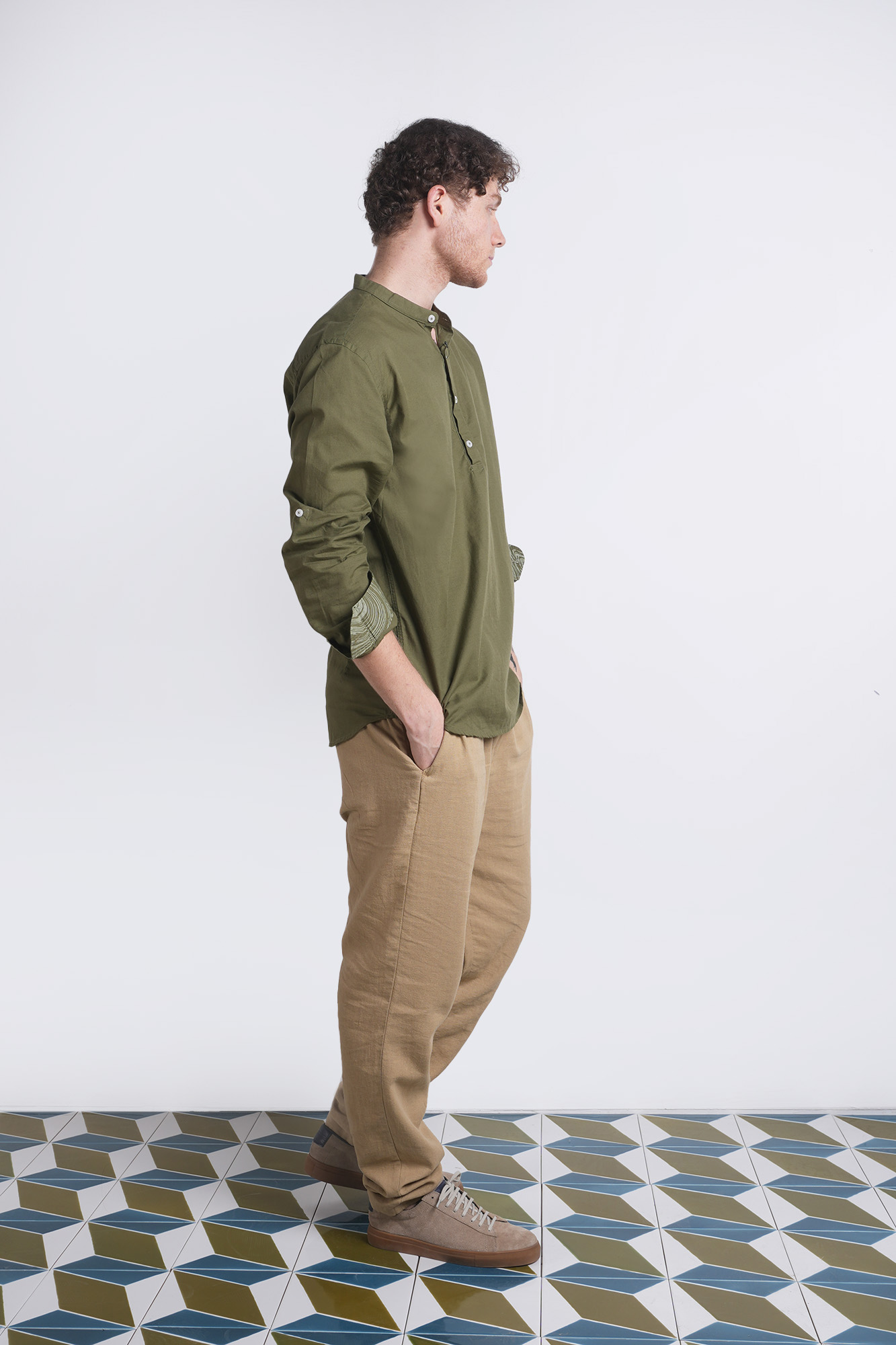 پیراهن آستین بلند یقه فرنچ جلو بسته