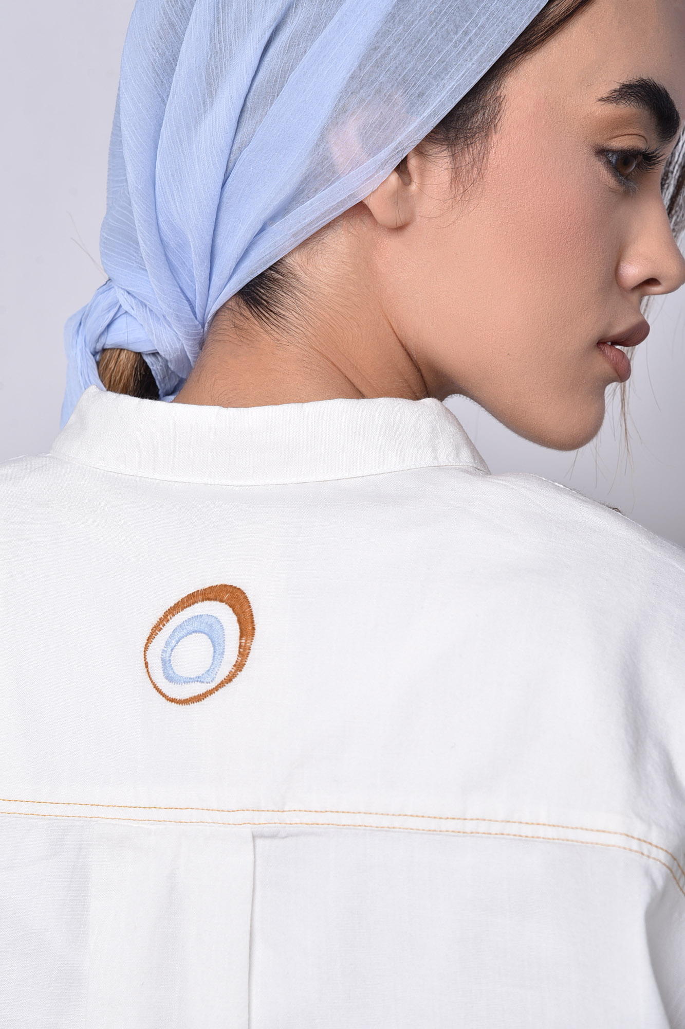 شومیز آستین بلند گلدوزی دار