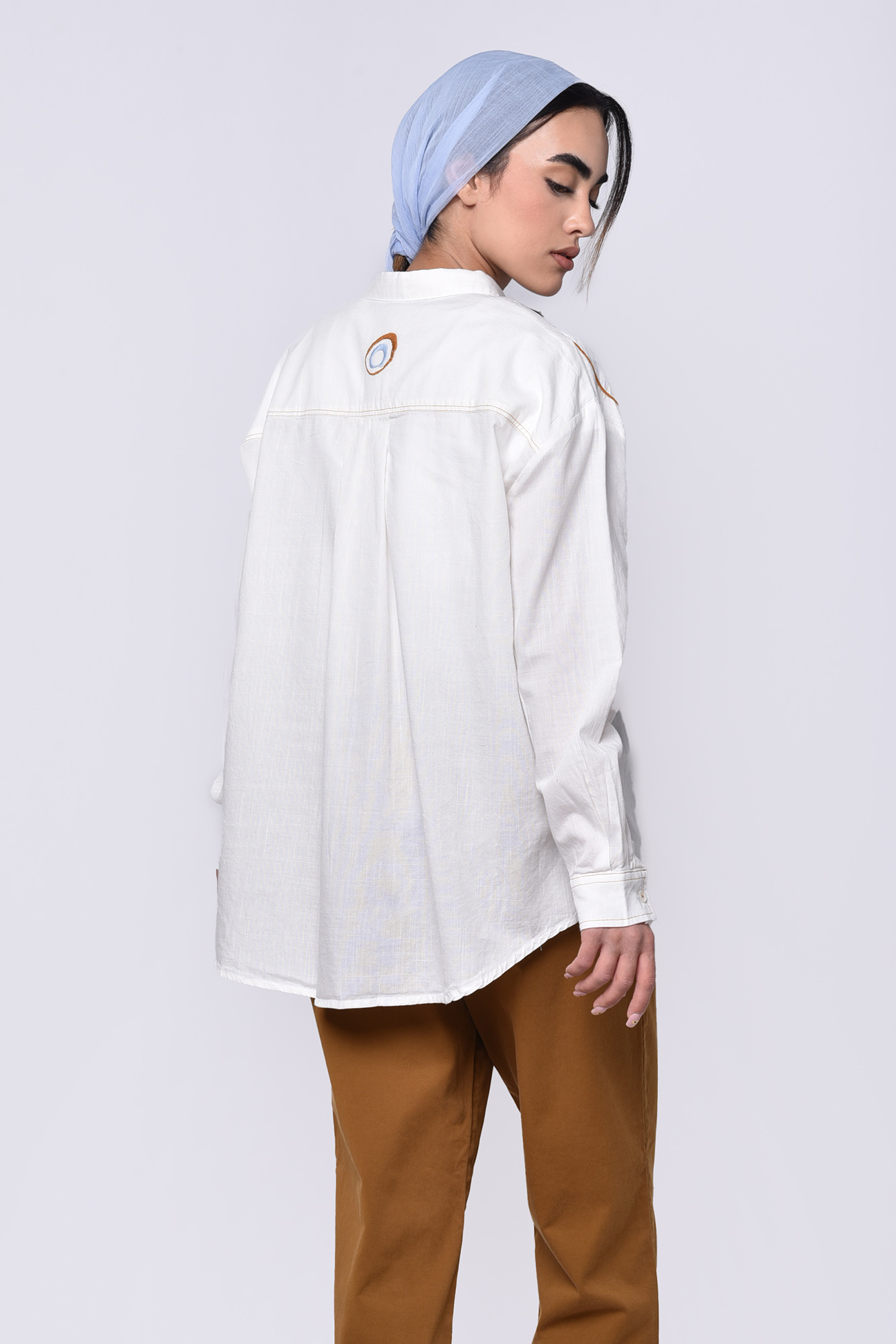 شومیز آستین بلند گلدوزی دار