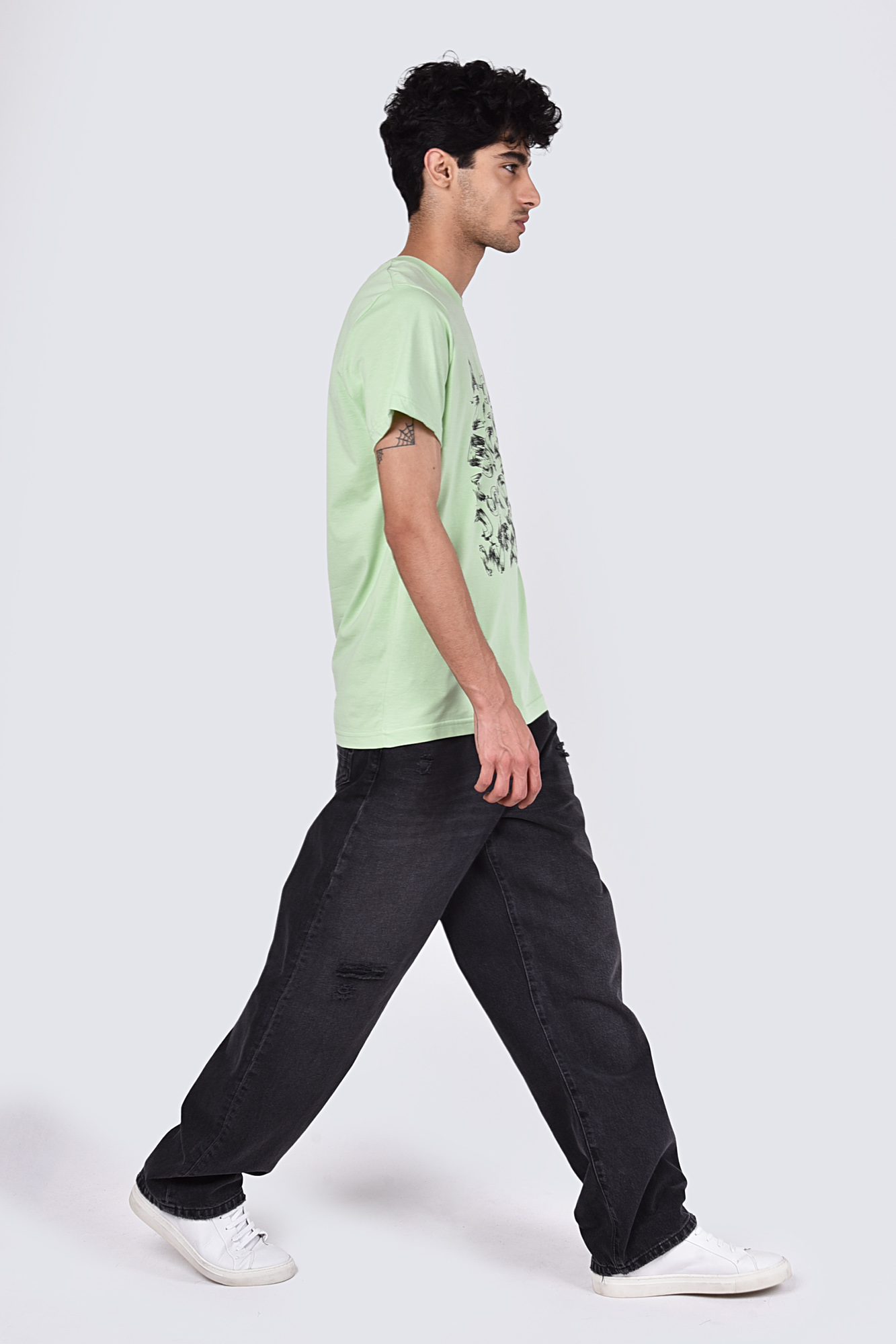 تیشرت آستین کوتاه چاپی