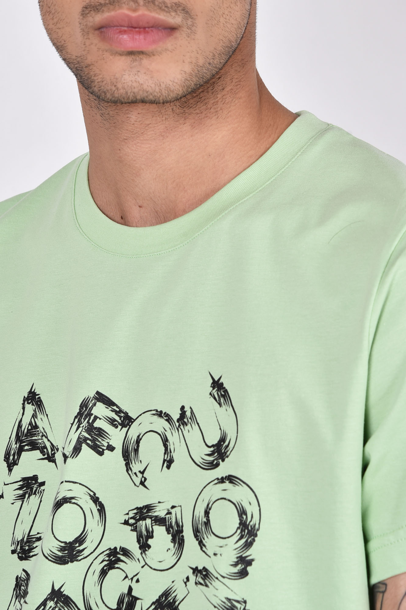 تیشرت آستین کوتاه چاپی