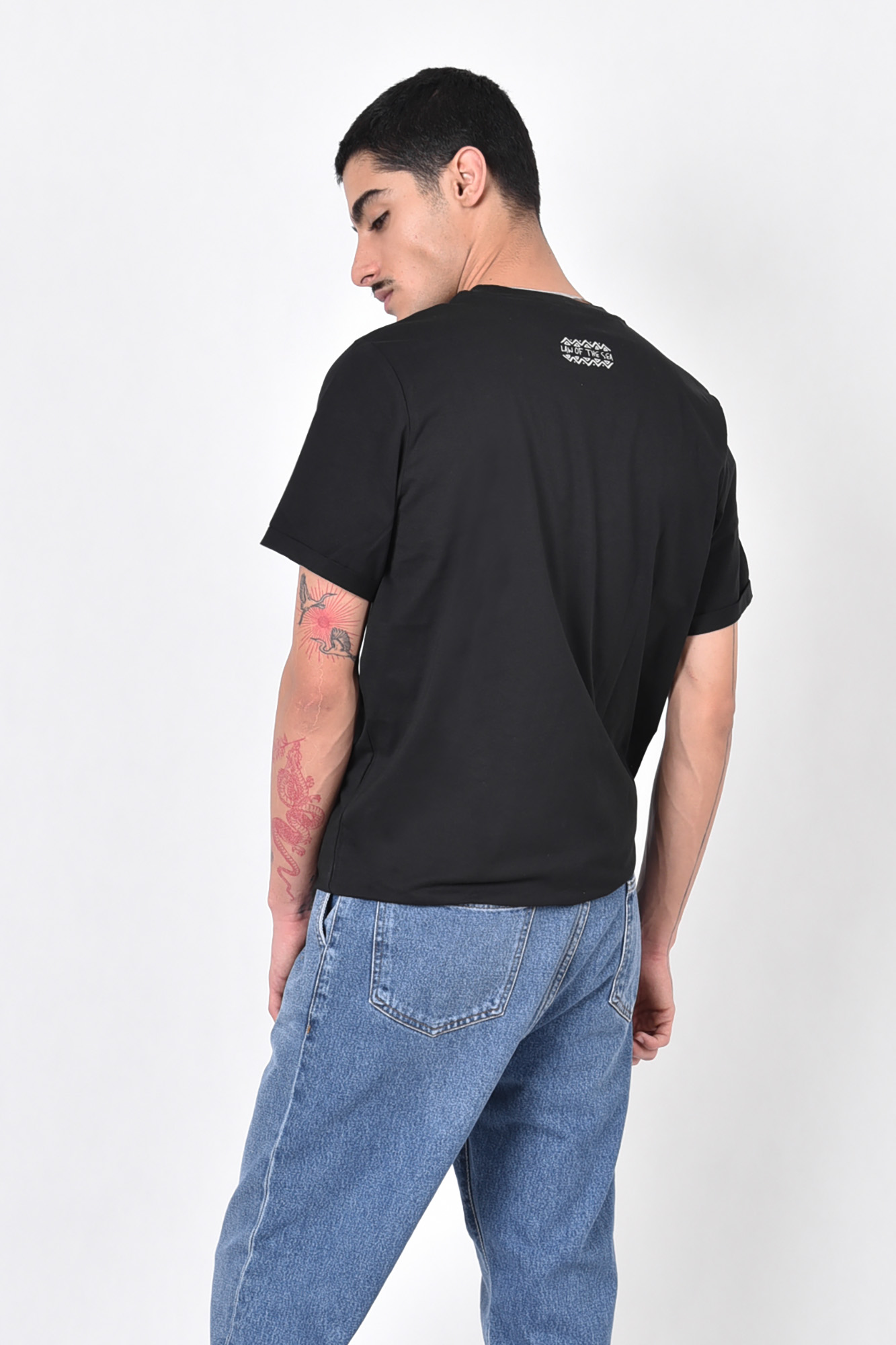 تیشرت آستین کوتاه چاپی