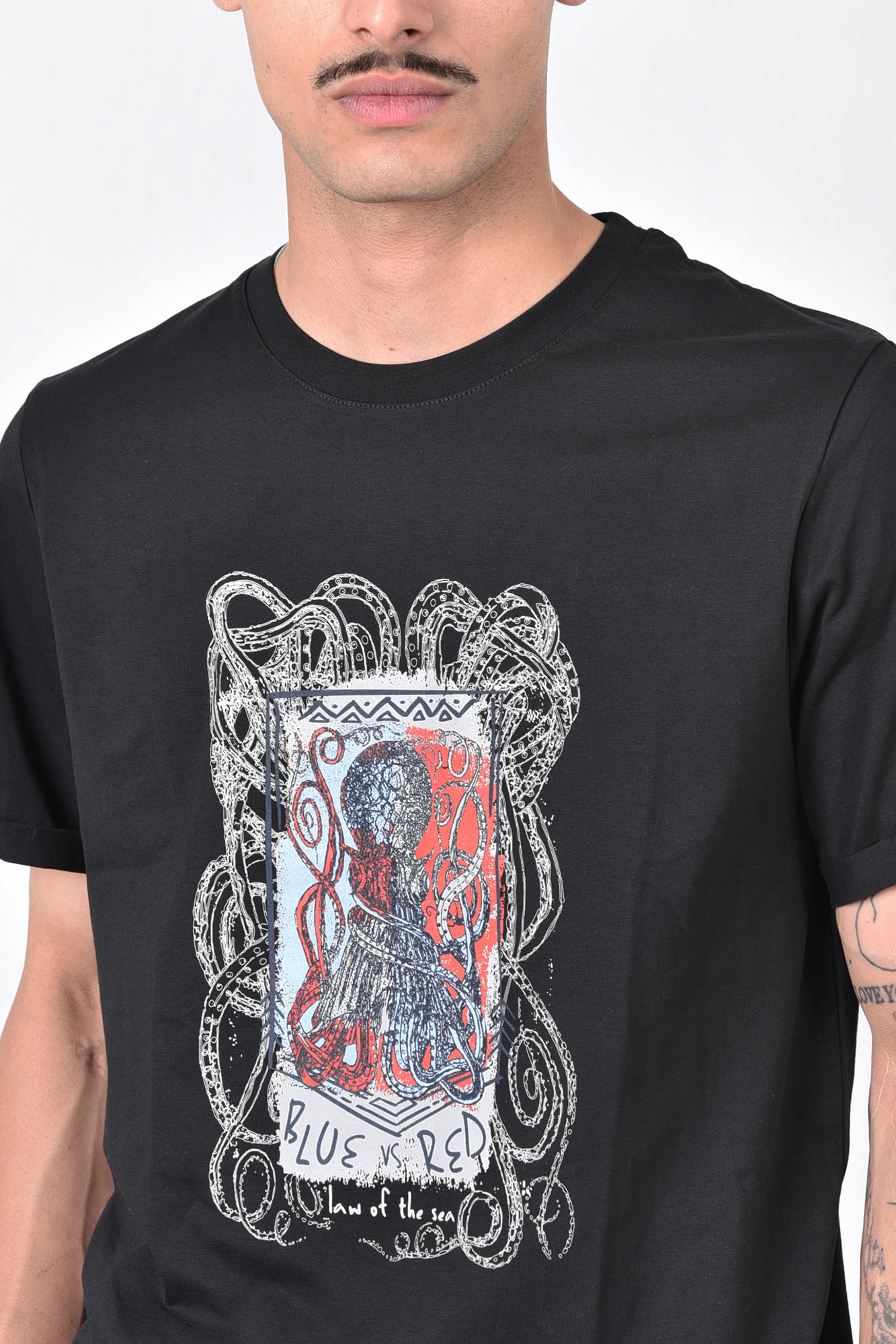 تیشرت آستین کوتاه چاپی