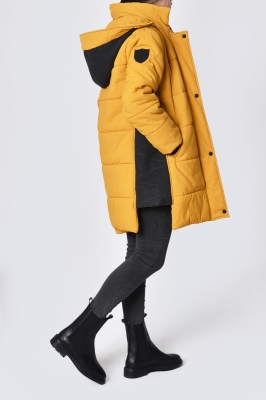 کاپشن بلند کلاه دار