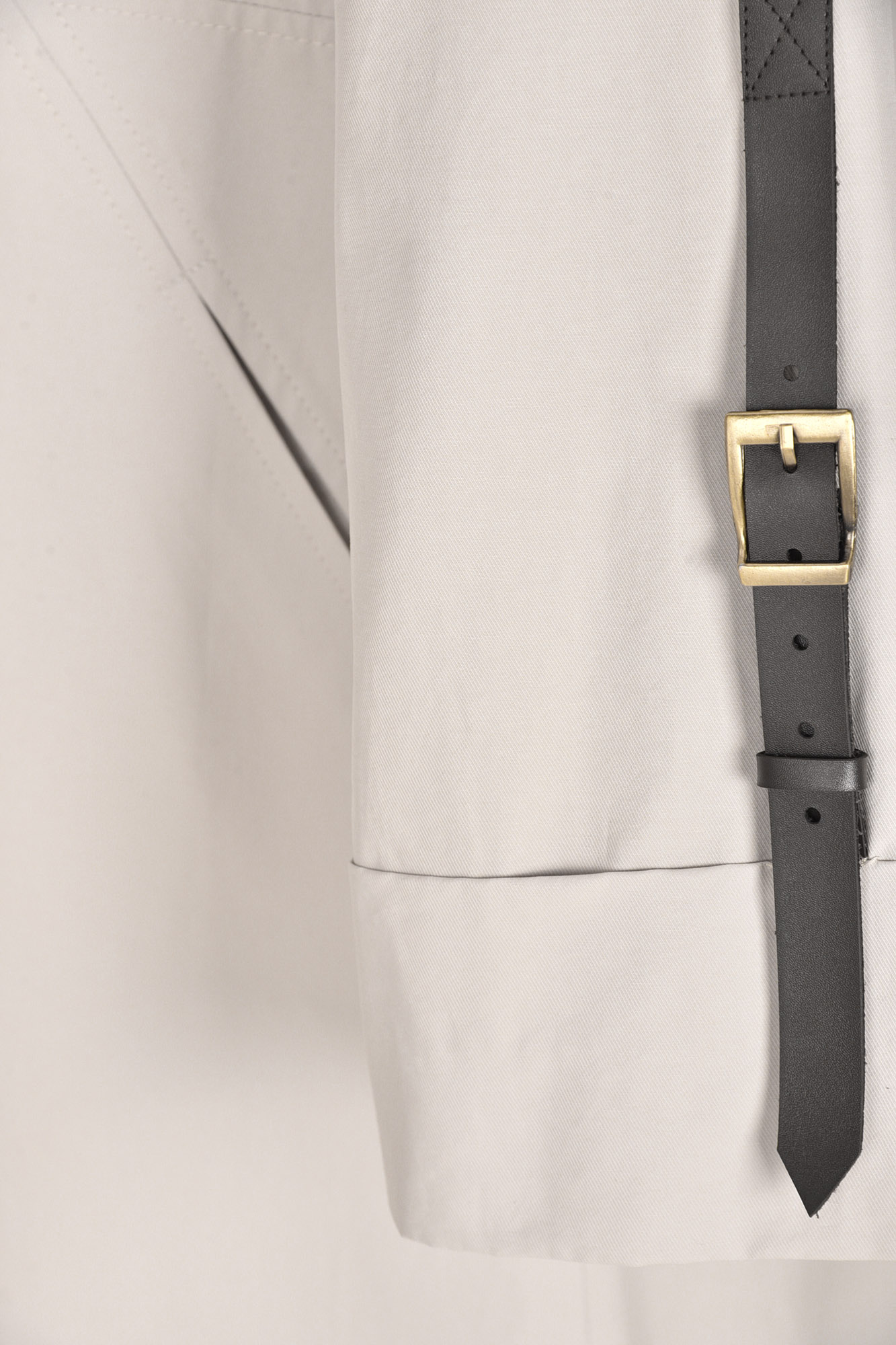 بارانی بلند با خرجکار چرم