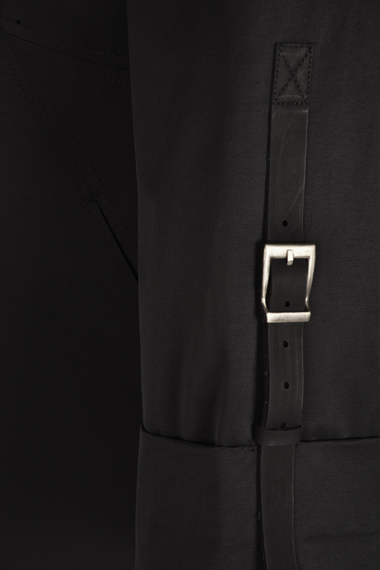 بارانی بلند با خرجکار چرم