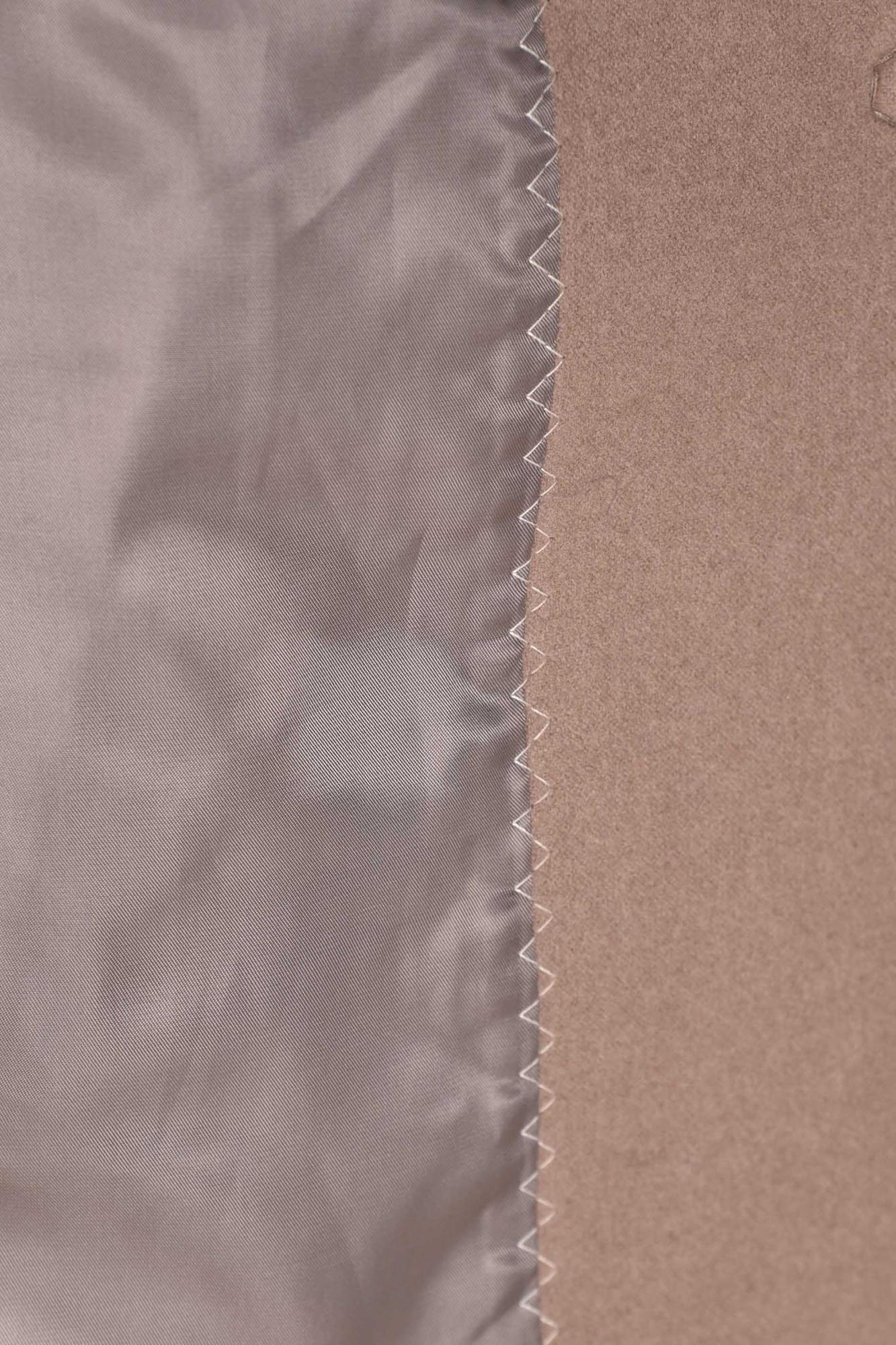 پالتو بلند یقه ایستاده با دوخت تزیینی