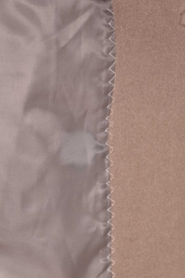 پالتو بلند یقه ایستاده با دوخت تزیینی